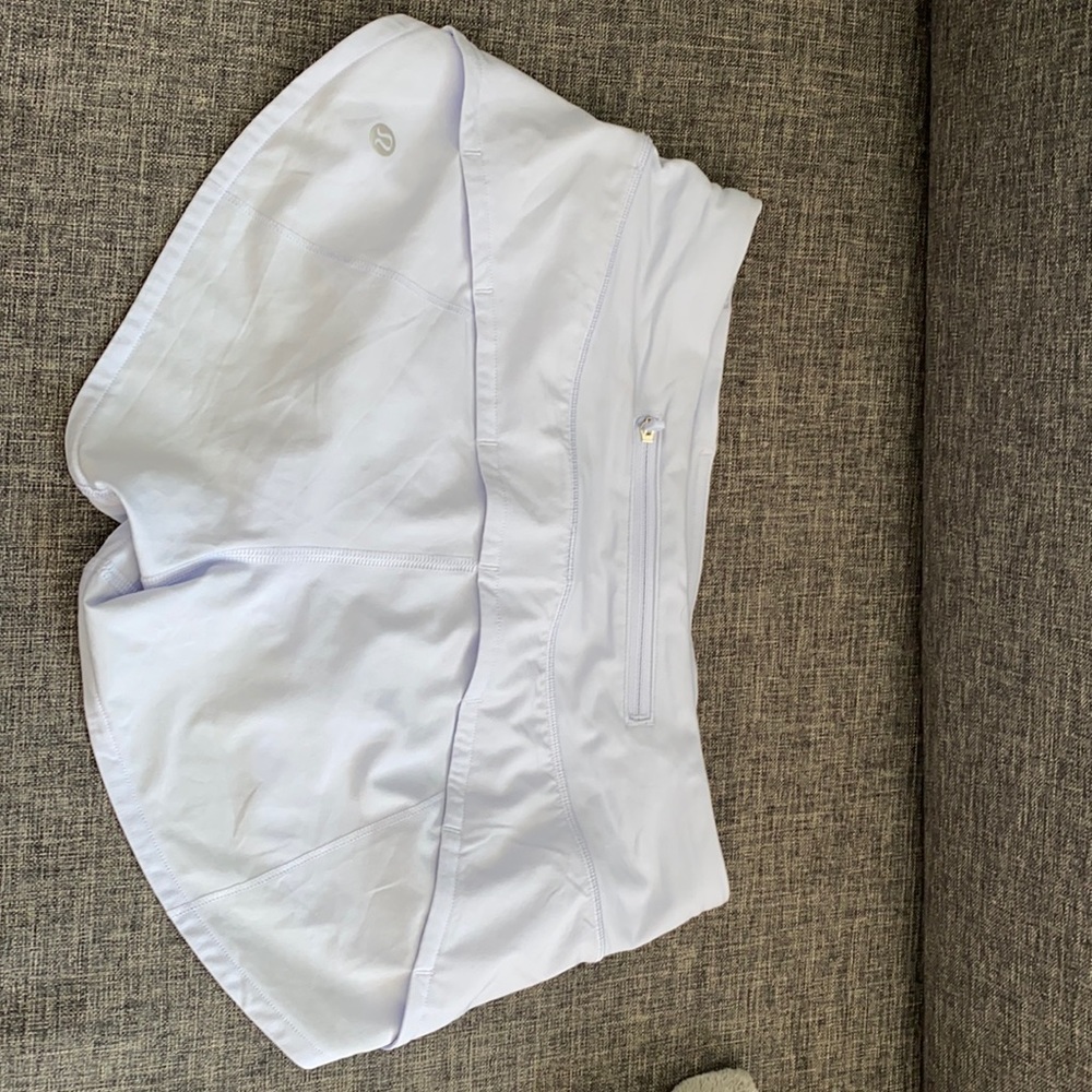 Lululemon 🦋 “Speed Up Low-Rise Short 2.5” 🦋